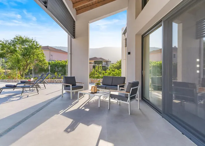 Soha Luxury House Lazaráta