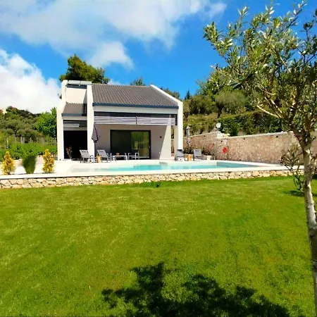 Villa Soha Luxury House *