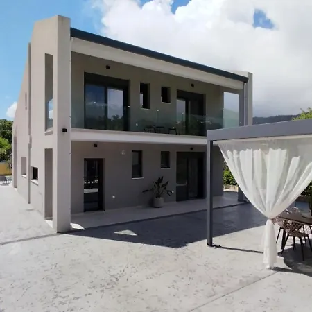 Soha Luxury House Villa Lazaráta