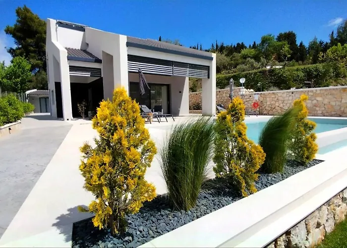 Soha Luxury House Lazarata